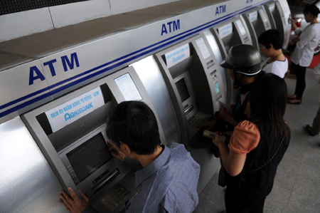 Vietcombank triển khai dịch vụ thu ngân sách nhà nước trên địa bàn Hà Nội